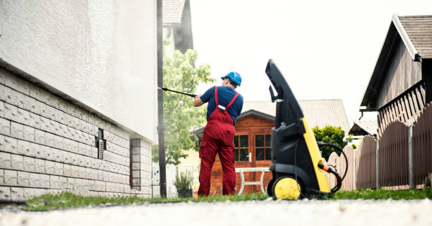 Best Pool Deck Cleaning  in Altadena, CA